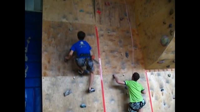 Луганск. Соревнования по Скалолазанию 16.03.2013 смотреть онлайн