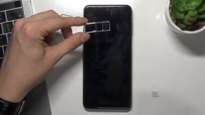 Как вставить сим карту в Redmi Note 9 Pro / Как вставить карту памяти в Xiaomi Redmi 9 Pro