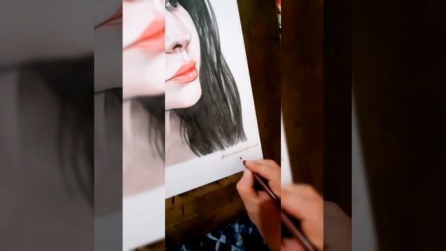 Портрет девушки цветные карандаши А3 30×40 см