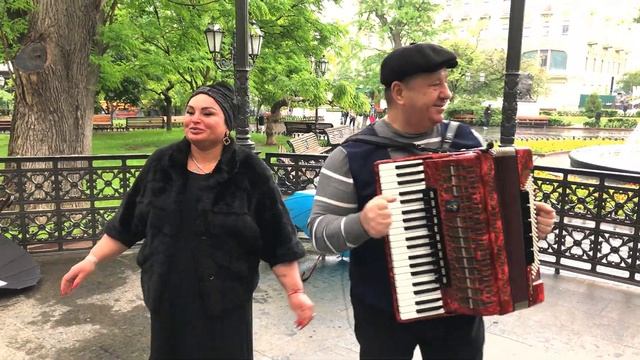 СПОЙ с НАМИ !!! Одесские песни ПОЮЩИЙ ПОЛКОВНИК и СВЕТА БАЗАРЕНКО с ПРИВОЗА в ОДЕССЕ # 203
