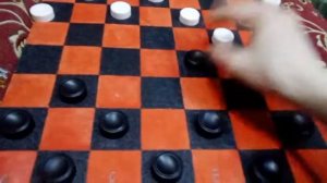 тактика и стратегия игры в шашки,три варианта для новичков как перенять инициативу