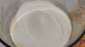 Яблочная шарлотка