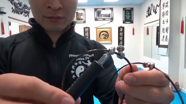 BenRan Speed Jump Rope Review - The Amazing $8 Jump Rope смотреть онлайн