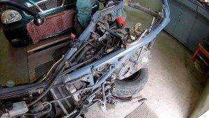 HONDA FORZA 250 (MF 06). Ремонт двигателяю . 1 часть. Демонтаж двигатель