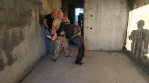 В Н Крючков  САО Стрела  От удара ножом с захватом за шею