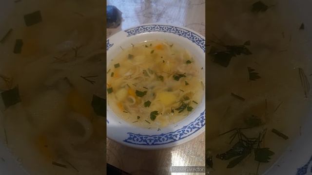 садово-огородные работы//обед и ужин//пришли тучи//(1 год назад)