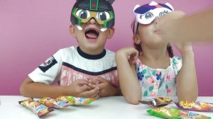 ✿ ЧЕЛЛЕНДЖ ЧУПА-ЧУПС Угадай Вкус Конфеты Арина шоу Challenge Candy Chuppa Chups Lollipops sweets