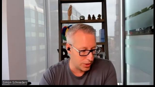Simon Schnieders Reveals Hidden Truths About Running a Large SEO Agency смотреть онлайн