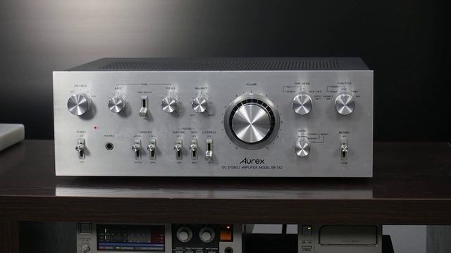 Aurex SB-730 (TOSHIBA) усилитель высшего класса. Редкая модель.