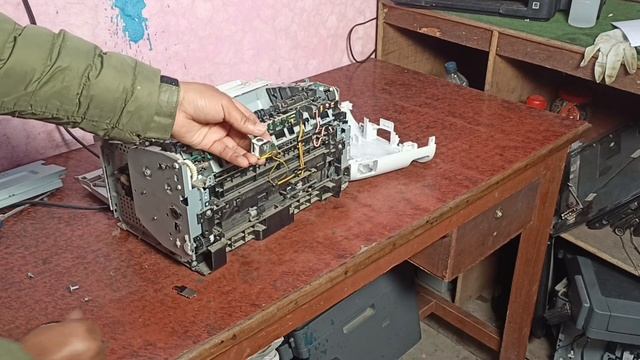 How to fix a Canon paper feed problem on on Canon i-SENSYS LBP6020 solved by technical jasis смотреть онлайн