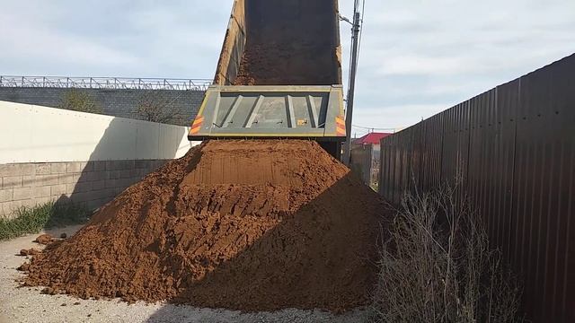 Привезли песок на объект смотреть онлайн