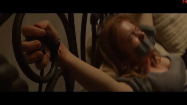 Isla Fisher tied to bed and gagged