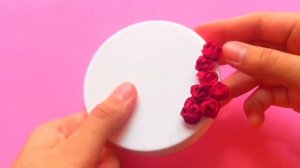 КАК СДЕЛАТЬ ЦВЕТЫ ИЗ ГОФРИРОВАННОЙ БУМАГИ ДЛЯ КУКОЛ?