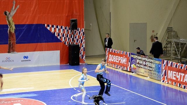 Карпович Роман - Богдан Виктория Б класс микст Юниоры Ростов на Дону 13-14 октября 2018 смотреть онлайн