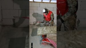 Тестируем нож Isover!