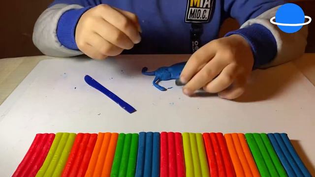 КОСТЮМЕН / ЧЕЛОВЕК КОСТЮМ из пластилина смотреть онлайн