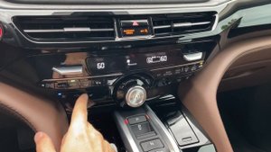 Acura MDX 2023 — сиди с кайфом и не шевелись. Как в США покупают подержанные тачки прямо на диване.