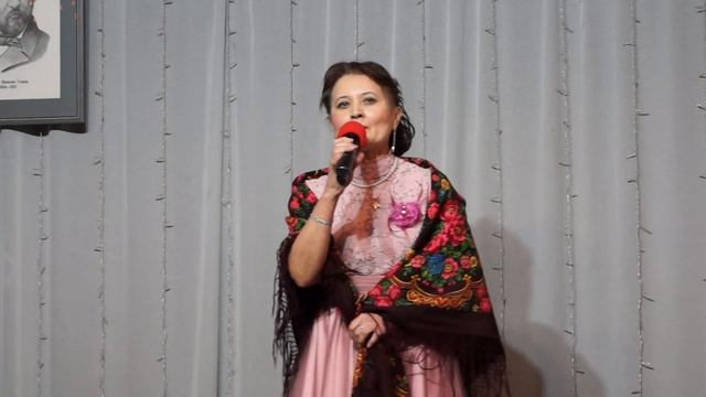 Тёмно-вишнёвая шаль. смотреть онлайн