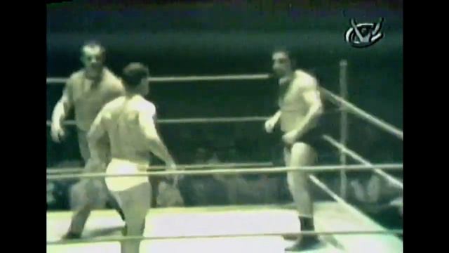 Ricki Starr vs Frank Fozo смотреть онлайн