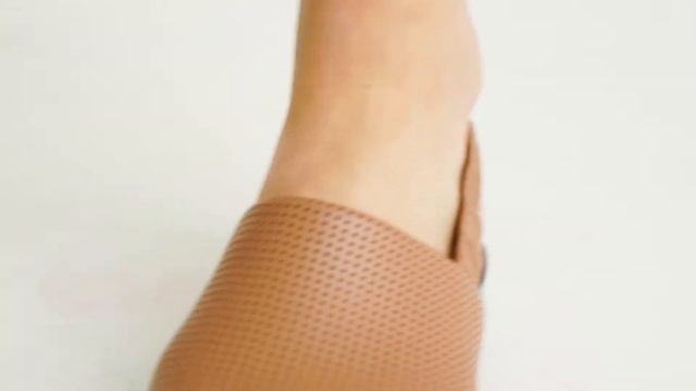 Модные босоножки на низком каблуке смотреть онлайн