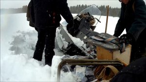 На БУРАНЕ в метель. За хариусом на буране!