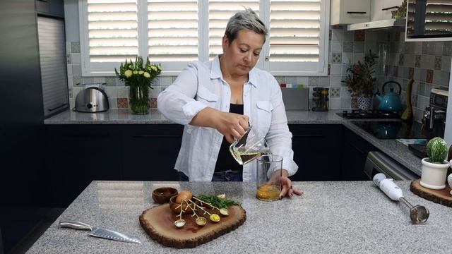 Homemade mayonnaise | Настоящий домашний майонез - самый простой рецепт смотреть онлайн