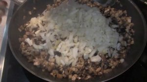 КУРИЦА В ГРИБНОМ СОУСЕ ОЧЕНЬ ВКУСНО И ЛЕГКО