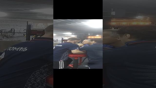 Внутри клуба турнир, победа