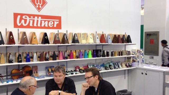 Better Metronomes than GuitarToolkit - NAMM 2012 смотреть онлайн