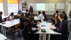 Открытый урок по русскому языку  в 10 классе по теме:  «Работа с текстом. Тип речи: рассуждение»