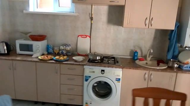 Жилье в Ейске - Гостевой дом №9. Номера [4 чел]. Местоположение - Шевченко / Розы Люксембург