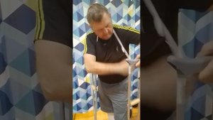 приспособление для костылей,свободные руки.