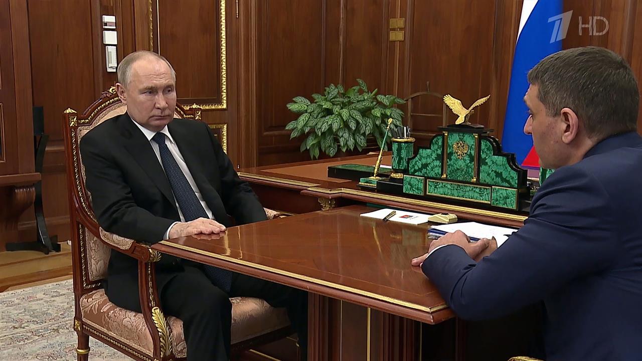 Владимир Путин обсудил с Андреем Рюминым задачи и достижения компании "Россети"