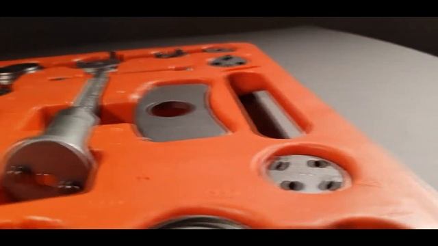 Инструмент сведения тормозных цилиндров (15 предметов) TA-B1039