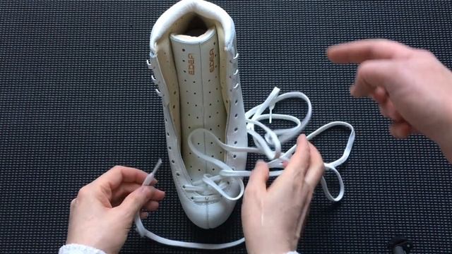 How to lace up ice skates - Edea Flamenco смотреть онлайн