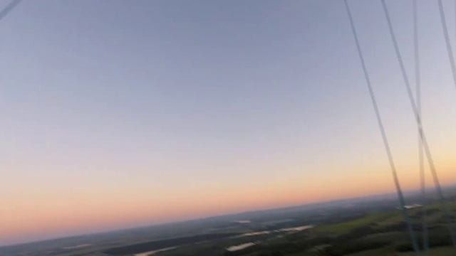 Полёт на параплане в Красноярске смотреть онлайн