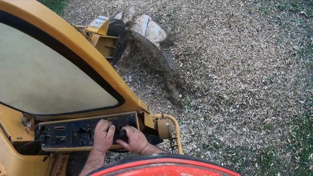 Watch Out When Grinding around Vinyl Siding смотреть онлайн