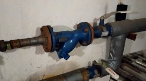 Чистим вводной фильтр на элеваторе ХВС.  Меняем манометры на повысительной станции ХВС.