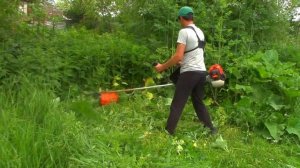 Как косит ветки тример KAMOTO BC-52-C