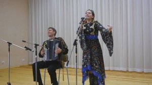 Белый тополь, белый клен Анна Бизяева