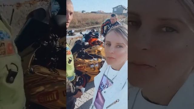 Золотой мотоцикл Diablo_R1 на закрытии сезона в Одессе!