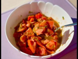 ТАКУЮ ЗАКУСКУ ИЗ ПОМИДОР ГОТОВЛЮ ВСЕ ЛЕТО И ОСЕНЬ. Делюсь рецептом вкусного САЛАТА