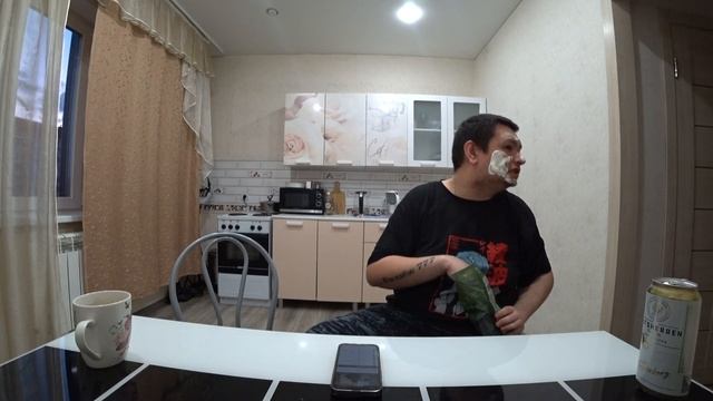 КАТЮША МАЖЕТ ЛИЦО МАЙОНЕЗОМ РУСЛАНУ ГИТЕЛЬМАНУ НА СТРИМЕТ ЗА ДОНАТ! РАЗБИВАНИЕ КУРИНОГО СЫРОГО ЯЙЦА смотреть онлайн