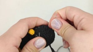 Как сделать хохолок вязаной птичке/игрушке