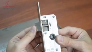 Корпус врезного замка с защелкой Kale Kilit 253. Распаковка