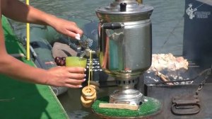 Сплав с жёнами на плоту по реке  Рыбалка со спиннингом