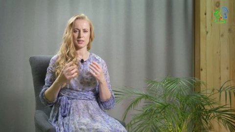 Послеродовое пеленание (повивание) женщины