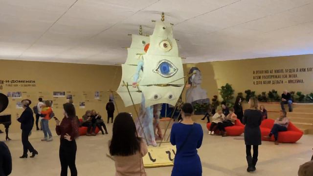 Выставка САЛЬВАДОР ДАЛИ. МАГИЧЕСКОЕ ИСКУССТВО / Легко Ли Быть Блогером