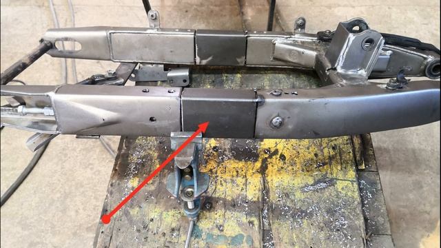 УДЛИНЕНИЕ МАЯТНИКА МОТОЦИКЛА СВОИМИ РУКАМИ. MINSK GOOSE 400. смотреть онлайн