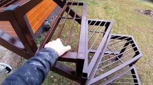 Уличная лестница из металла, металлокаркас лестницы для улицы
